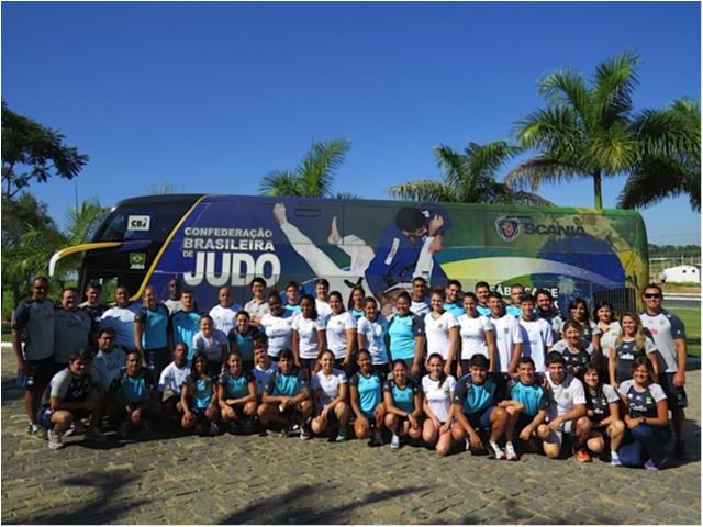 Brazilian Youngsters in Paris to face heavy practice