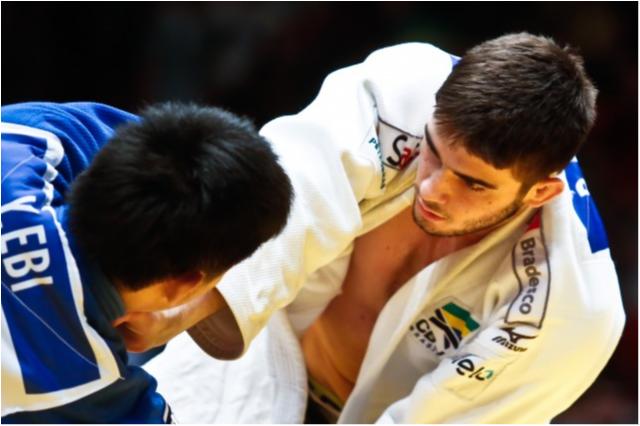 Rafael Macedo Is World Junior Champion  