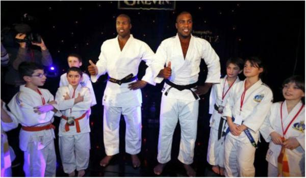 Lenda do judô mundial, francês Teddy Riner ganha estátua em Paris