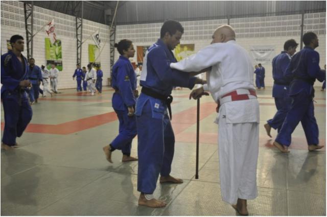 Sensei Paulo Duarte, descobridor de pérolas, participa de treinos da seleção