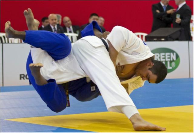 David Moura fica com a prata no Grand Slam de Paris