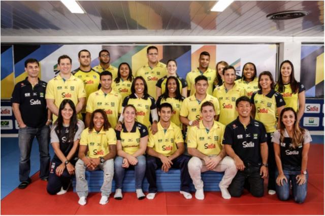 Seleção brasileira embarca para o Mundial Chelyabinsk 2014