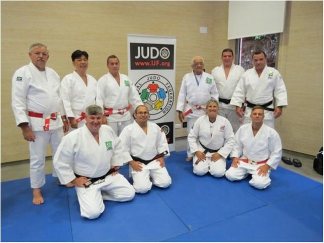 Árbitros brasileiros participam de Seminário da FIJ