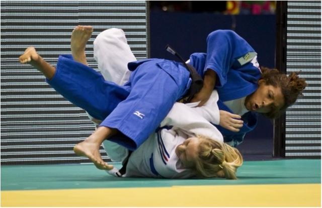 Rafaela Silva conquista primeiro ouro do Brasil no GP de Dusseldorf