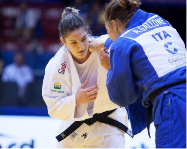 Mayra Aguiar e Charles Chibana voltam à liderança do ranking mundial