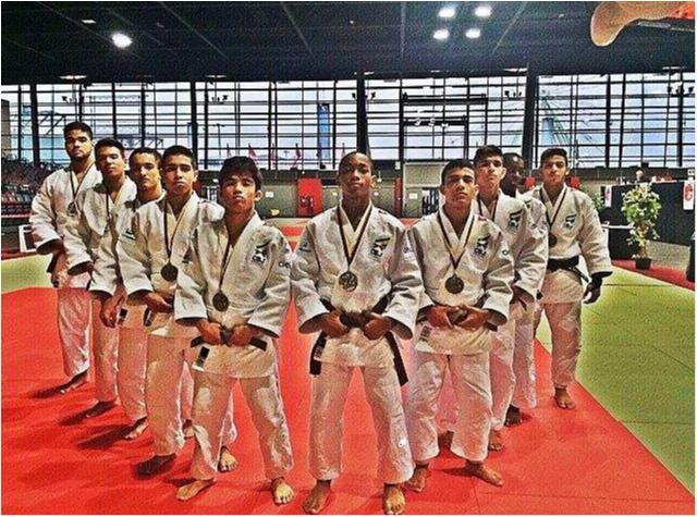 Equipe Sub 18 fatura 16 medalhas em competições na Alemanha