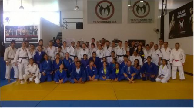 Fortaleza sedia Treinamento Internacional com presença da seleção equatoriana