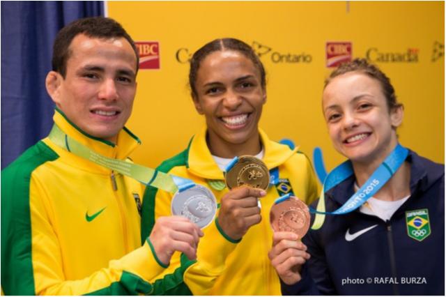 Com ouro de Érika Miranda, judô fatura as três primeiras medalhas do Brasil em Toronto