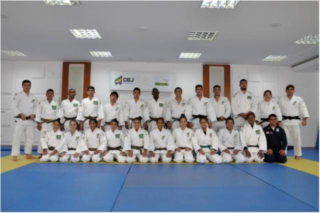 Seleção Sub 18 embarca neste domingo para o Campeonato Mundial Sarajevo 2015