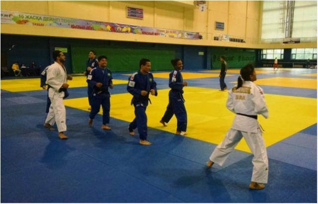 Brasil faz primeiro treino em Astana