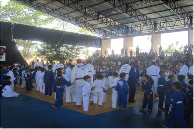 Centenas de crianças participam a IV Copa Cidade de Teresina de Judô