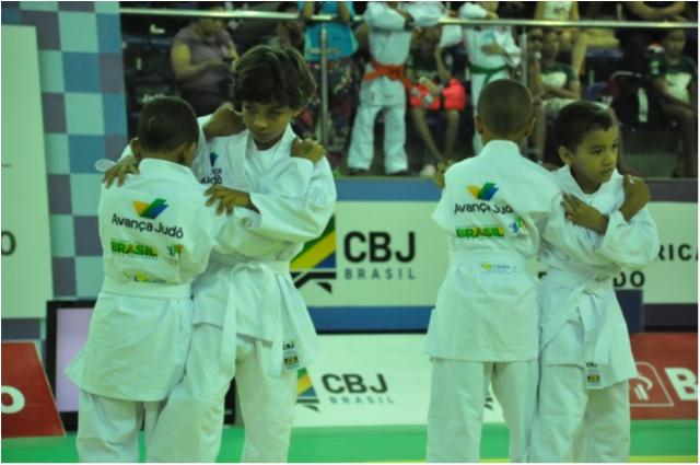 Estudantes da rede pública estadual podem se inscrever no Avança Judô de Lauro Freitas (BA)