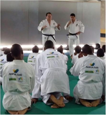 Técnicos da seleção brasileira visitam Avança Judô de Lauro de Freitas