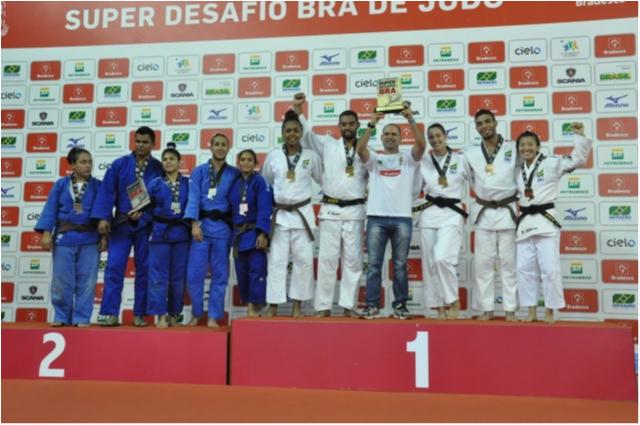 Brasil mantém invencibilidade e bate Venezuela no Super Desafio BRA