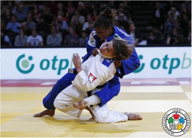 Sarah Menezes e Rafaela Silva garantem dois bronzes para o Brasil no Grand Slam de Paris