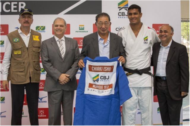 Ministros de Estado participam de homenagem aos medalhistas olímpicos