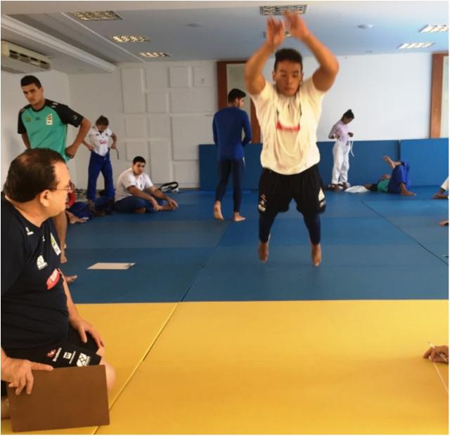 Equipe Sub 21 realiza testes durante concentração em Pindamonhangaba
