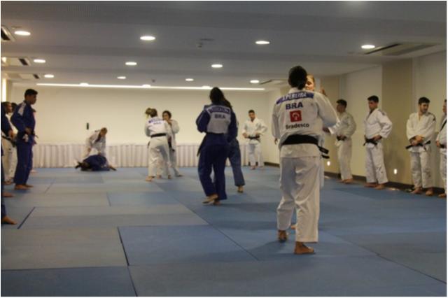 Após Superdesafio BRA, seleções de Brasil e Canadá treinam em Pernambuco com atletas locais