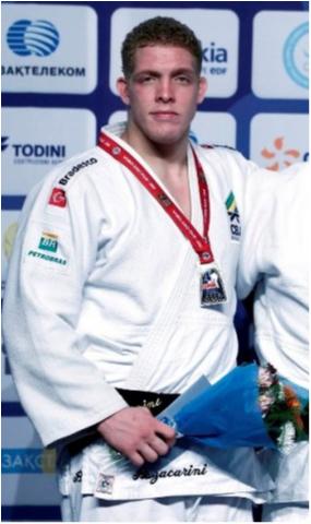 Rafael Buzacarini também se classifica para o World Masters Guadalajara 2016