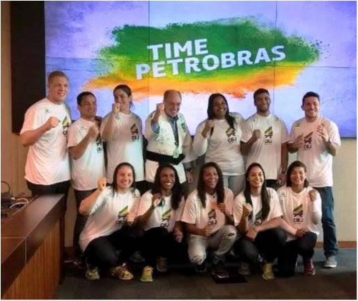 Judocas olímpicos são recebidos pelo presidente da Petrobras no Rio