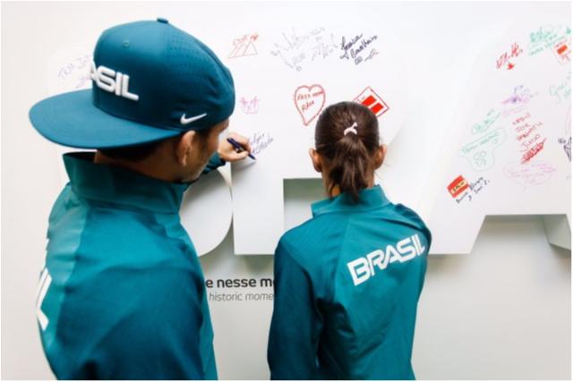 Sarah Menezes e Felipe Kitadai chegam à Vila Olímpica confiantes