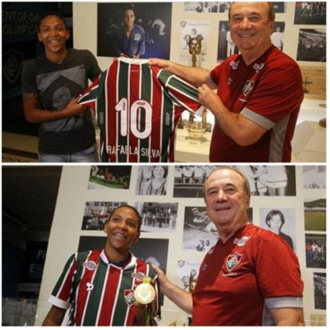 Rafaela Silva visita Laranjeiras e recebe camisa personalizada do Fluminense