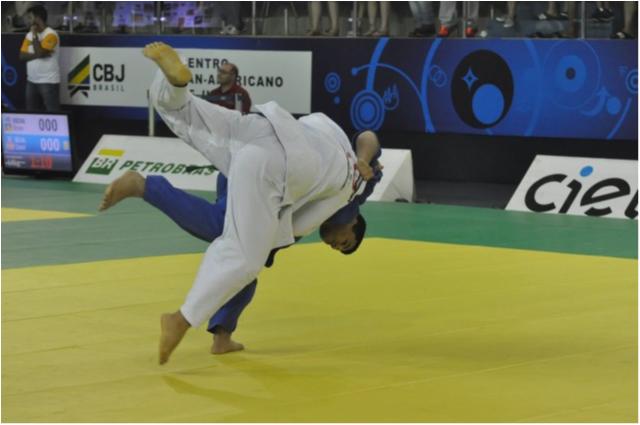 Judocas das cinco regiões do país sobem ao pódio do Brasileiro Sub 15