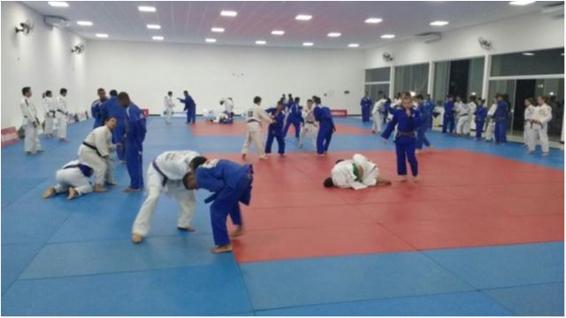 Treinamento de Campo Sub 18 conta com atletas de 15 Federações