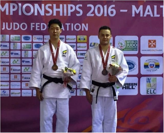 Wagner Uchida e Paulo Ferreira são bronze para o Brasil no Mundial de Kata