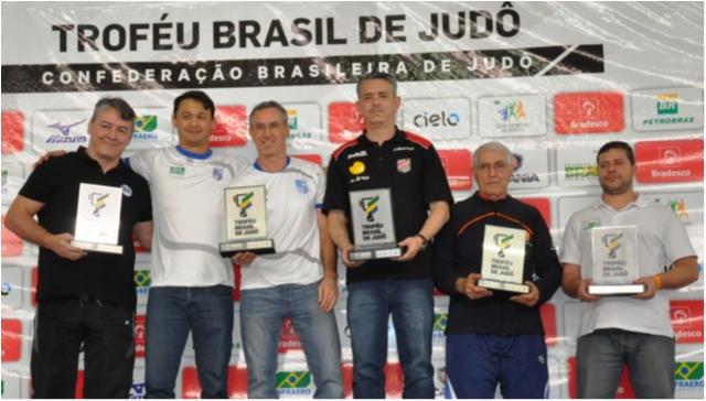 Apostando na quantidade de atletas, grandes clubes e novas forças vão em busca dos títulos do Troféu Brasil