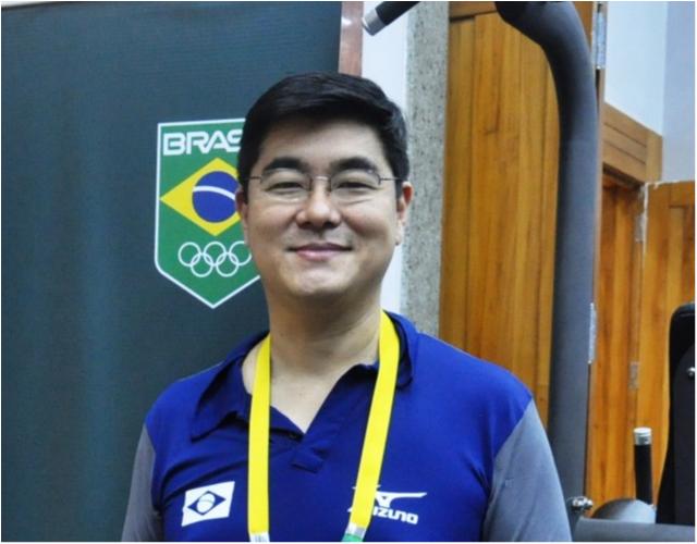 Médico da seleção brasileira dá palestra sobre medicina esportiva nos Jogos