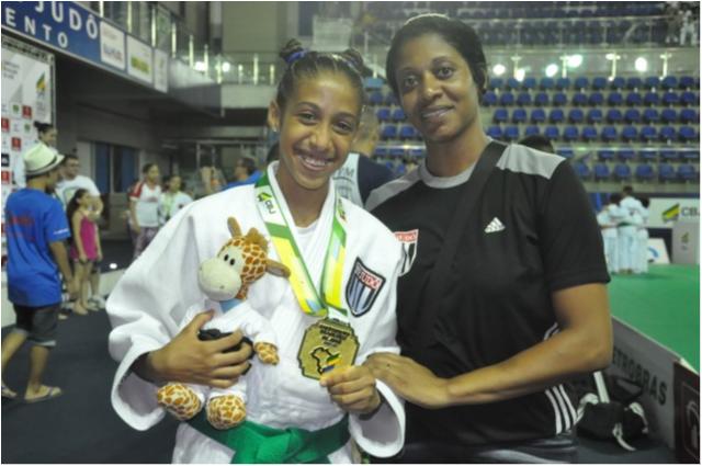 Vinte e um estados vão ao pódio no primeiro dia de Brasileiro Sub 13