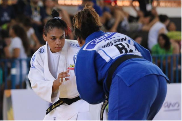 Com ouro de atletas de seleção, judô nos Jogos Universitários Brasileiros 2016 chega ao fim