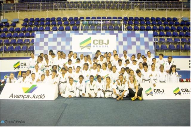 Avança Judô de Lauro de Freitas retoma aulas depois de graduação de faixa