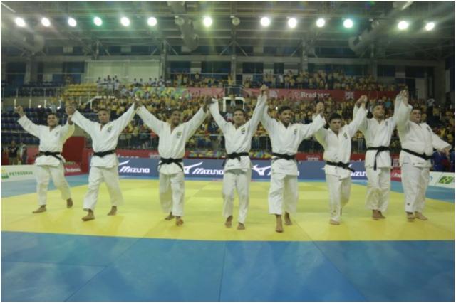 Brasil vence Alemanha por 4 a 3 e é campeão do Superdesafio BRA - Copa Internacional de Seleções