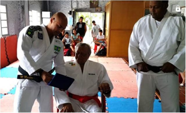 Nota de falecimento - Oswaldo Monteiro