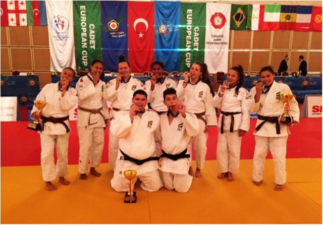 Com mais nove medalhas neste domingo, Brasil é campeão da Copa Europeia Juvenil de Antalya