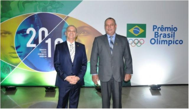 Paulo Wanderley e Silvio Acácio prestigiam premiação do COB que consagrou Rafaela Silva melhor atleta de 2016