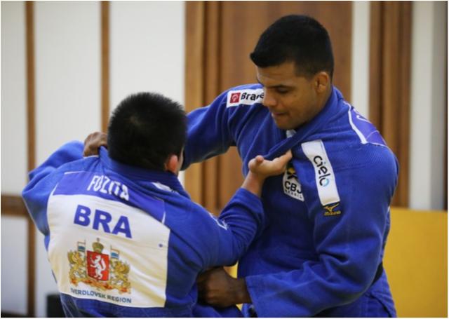 Brasil e Portugal treinam pela última vez antes do Super Desafio BRA desta noite