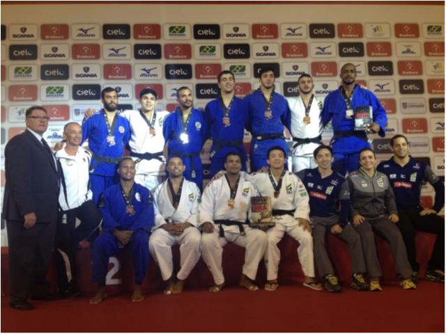 Brasil faz 4 a 1 e vence o Super Desafio BRA contra Portugal