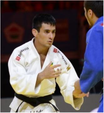 Eric Takabatake derrota tunisiano e conquista bronze no primeiro dia de Grand Slam de Dusseldorf 