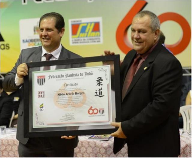 Presidente Silvio Acácio prestigia Copa São Paulo de Judô no aniversário de 60 anos da FPJudô