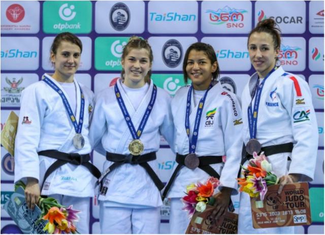 Sarah Menezes e Daniel Cargnin vão ao pódio no primeiro dia do Grand Prix de Tbilisi