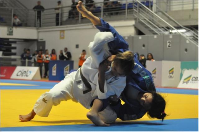 Dezoito clubes vão ao pódio no primeiro dia de CBI Taça Brasil Sub 21