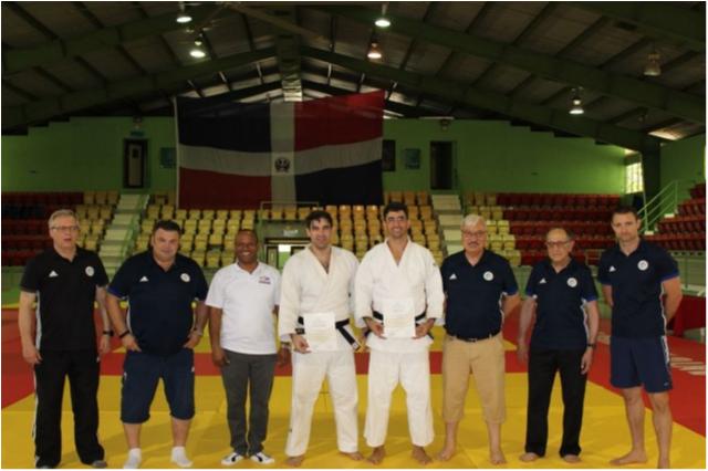 Brasileiros concluem curso para treinadores na IJF Academy