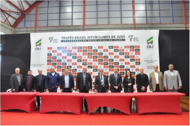 Presidente da CBJ e autoridades locais prestigiam primeiro dia de Troféu Brasil