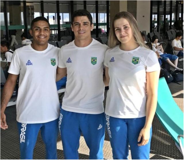 Judocas embarcam para os Jogos Olímpicos da Juventude