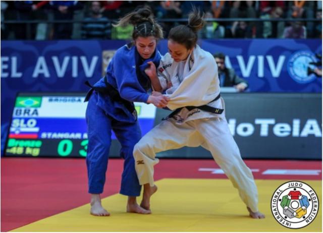  Judô brasileiro encerra participação em Tel Aviv com bronze de Nathália Brígida e se prepara para o Grand Slam de Paris