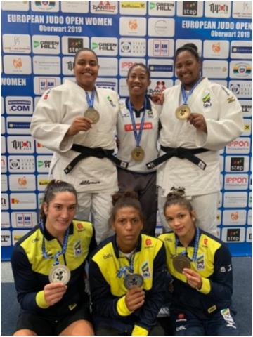 Judô brasileiro conquista 11 medalhas com seleções sênior e juvenil