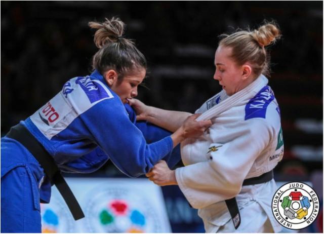 Larissa Pimenta mantém regularidade de pódios e garante bronze para o Brasil na Turquia